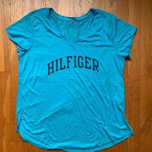 NWOT Tommy Hilfiger Womens T-shirt Size Large